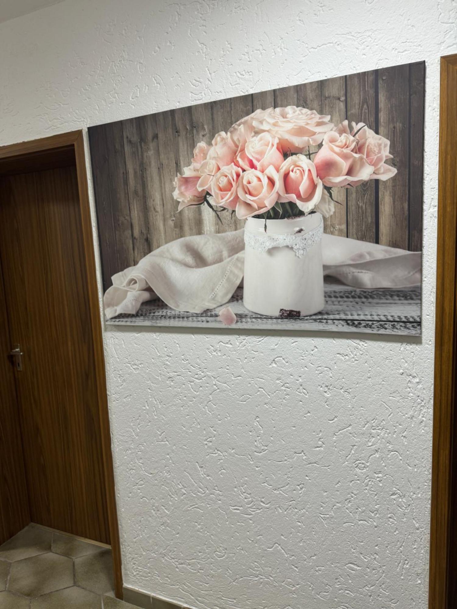 Laras Voll Ausgestattete Gartenwohnung Mit Wlan Und Tv Werne Exterior foto